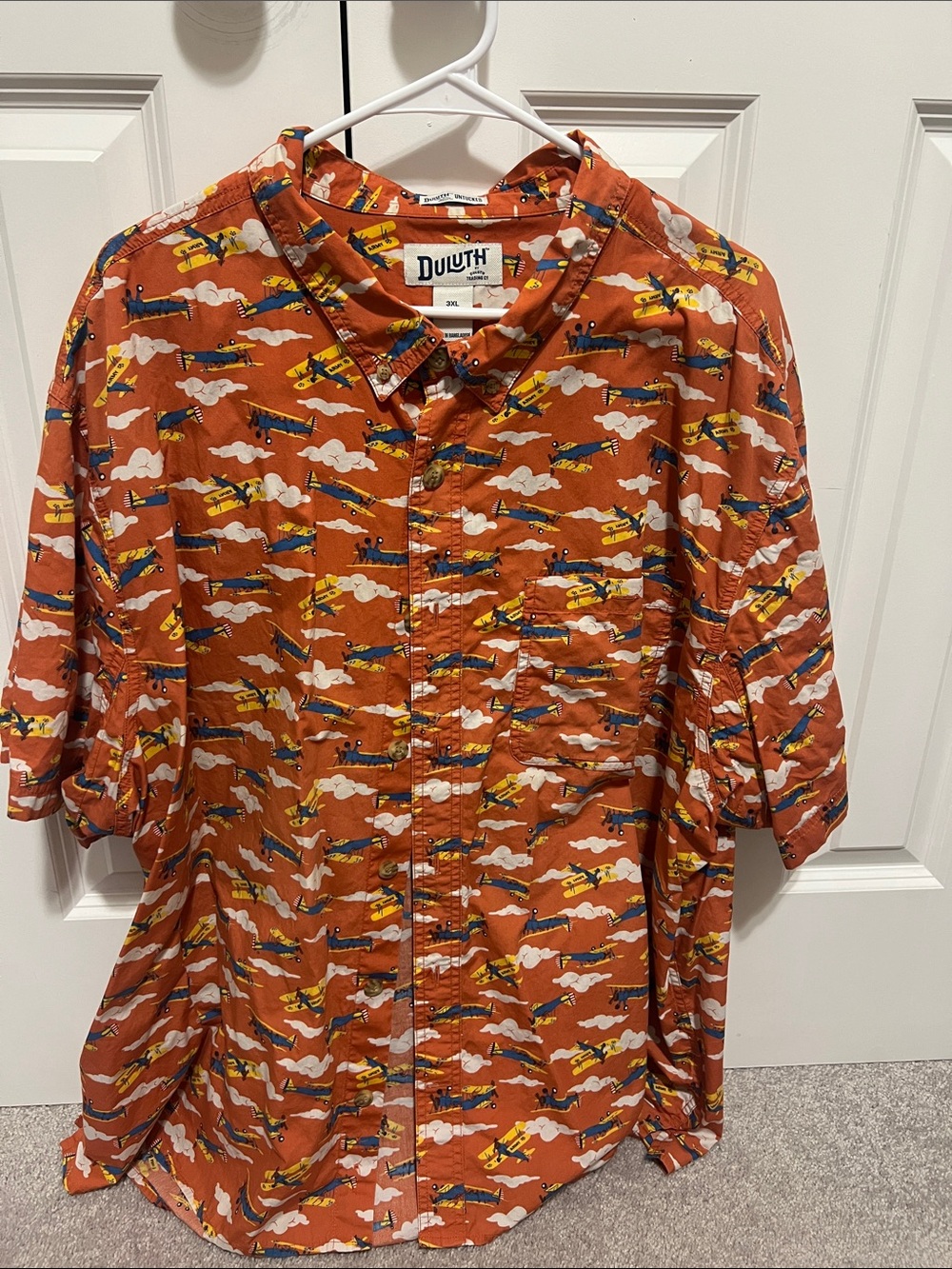 Duluth Trading Co Orange Short-Sleeve Aviation Print Button-Down Shirt